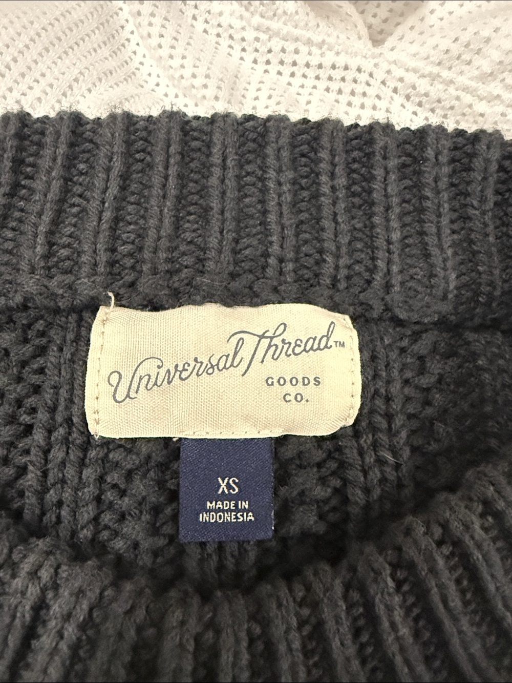 Universal Thread Black Ribbed Crewneck Sweater - Picture 2 of 2